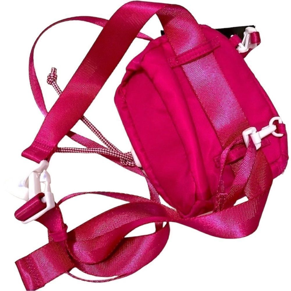 Wild Fable Snapback Adjustable Strap Wallet. - Picture 2 of 3
